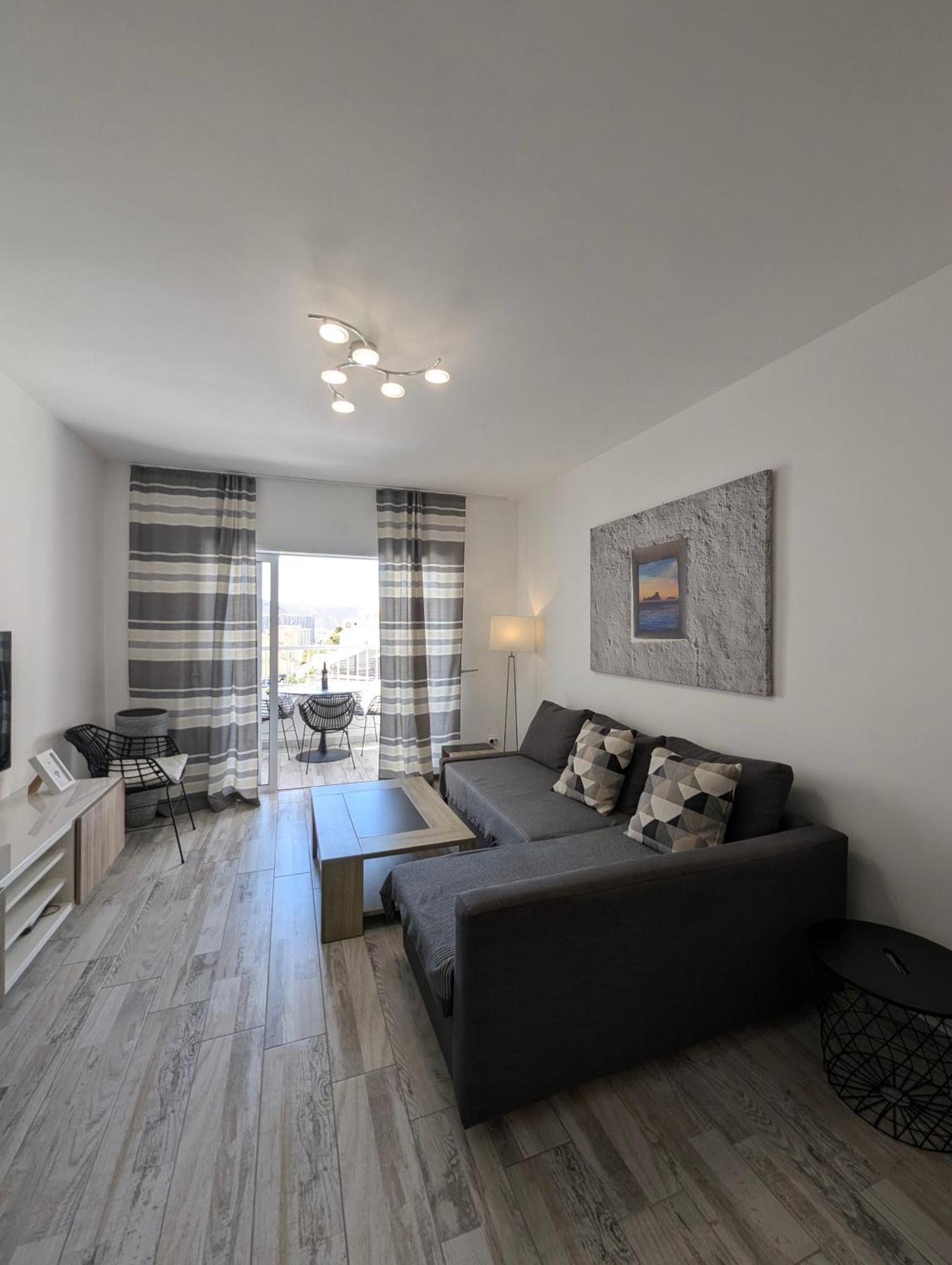 Cozy Apartment In Los Cristianos Guincho  Dış mekan fotoğraf